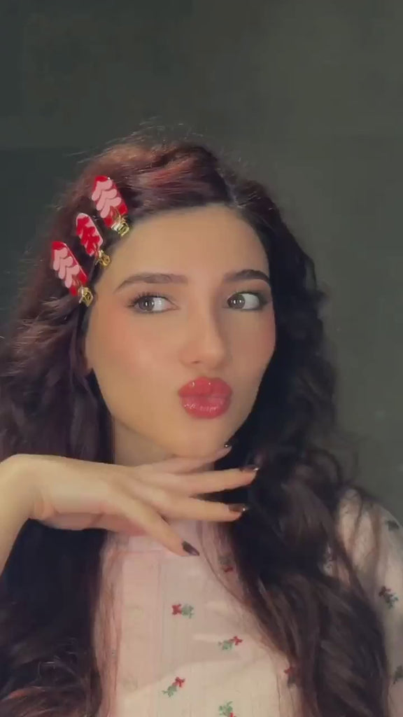 BUN BUN BUTTERFLY CLIPS